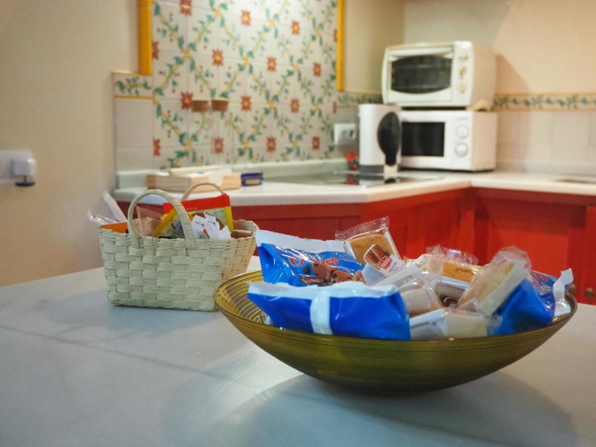 Carmona Center Apartment ภายนอก รูปภาพ